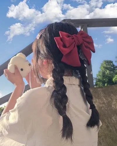 80 Ảnh Che Mặt Con Gái Avatar Cute từ quay lưng đến selfie gương kiểu nào cũng có chất riêng