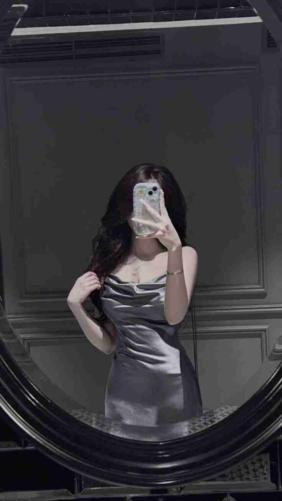 anh-chup-truoc-guong-che-mat-nu-2-1