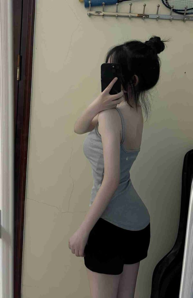 anh-chup-truoc-guong-che-mat-nu-3-1