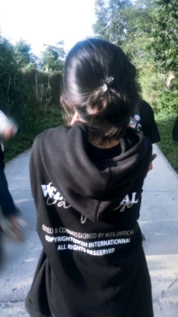 anh-gai-xinh-che-mat-k12-15