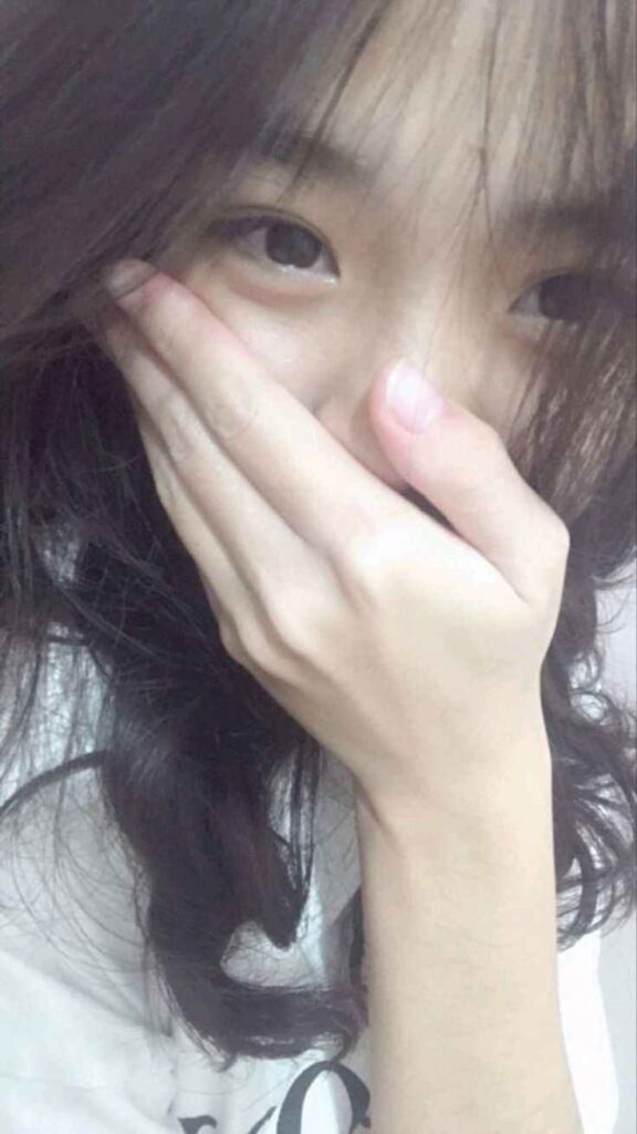 anh-gai-xinh-che-mat-k12-2-1