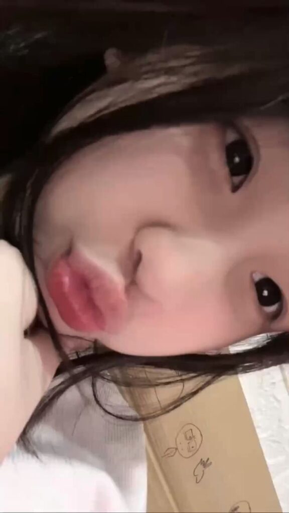 anh-hot-girl-dang-yeu-12