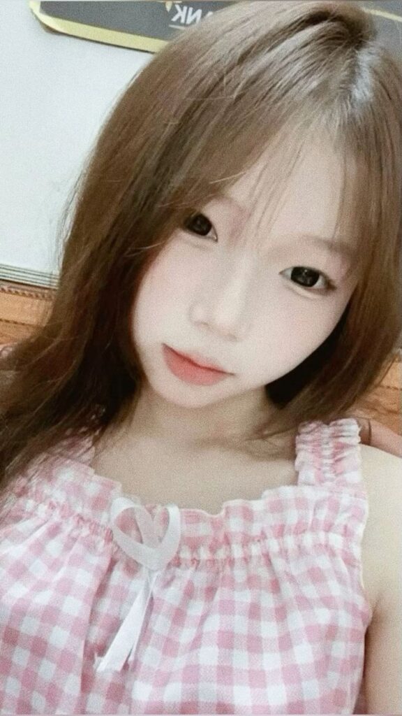 anh-hot-girl-dang-yeu-19