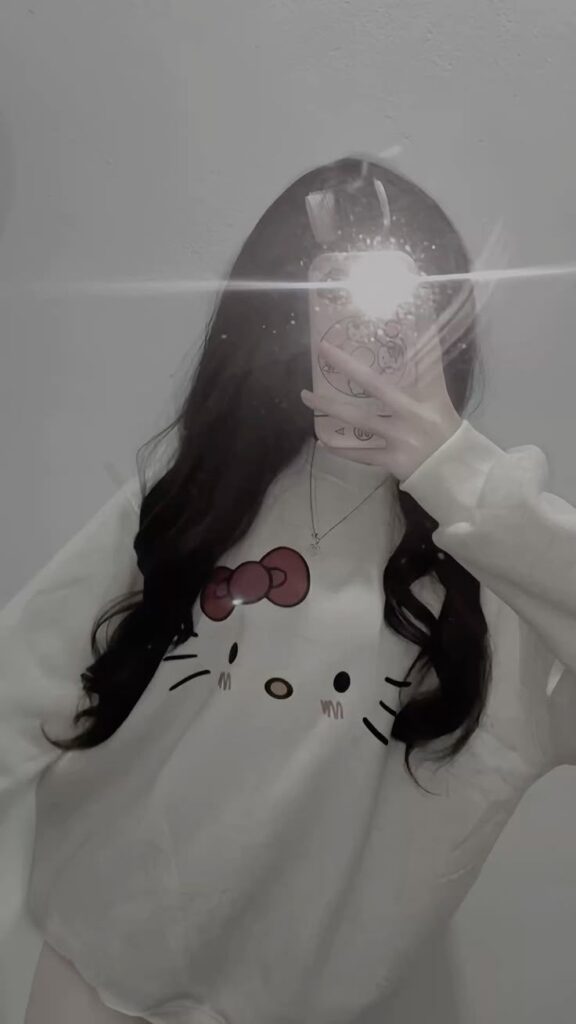 hinh-anh-nu-che-mat-cute-2